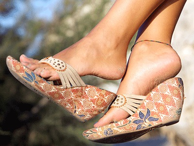 Cassandra 1 – Greek Girl Shoeplay In Platform Thongs